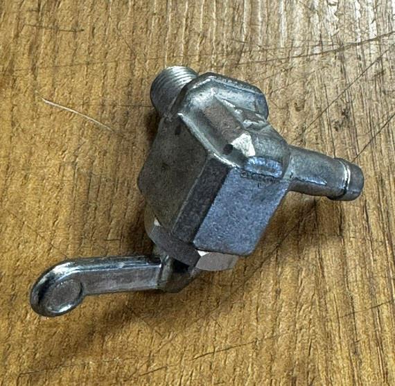 PIPICA GORIVA GORENJE MUTA ACME