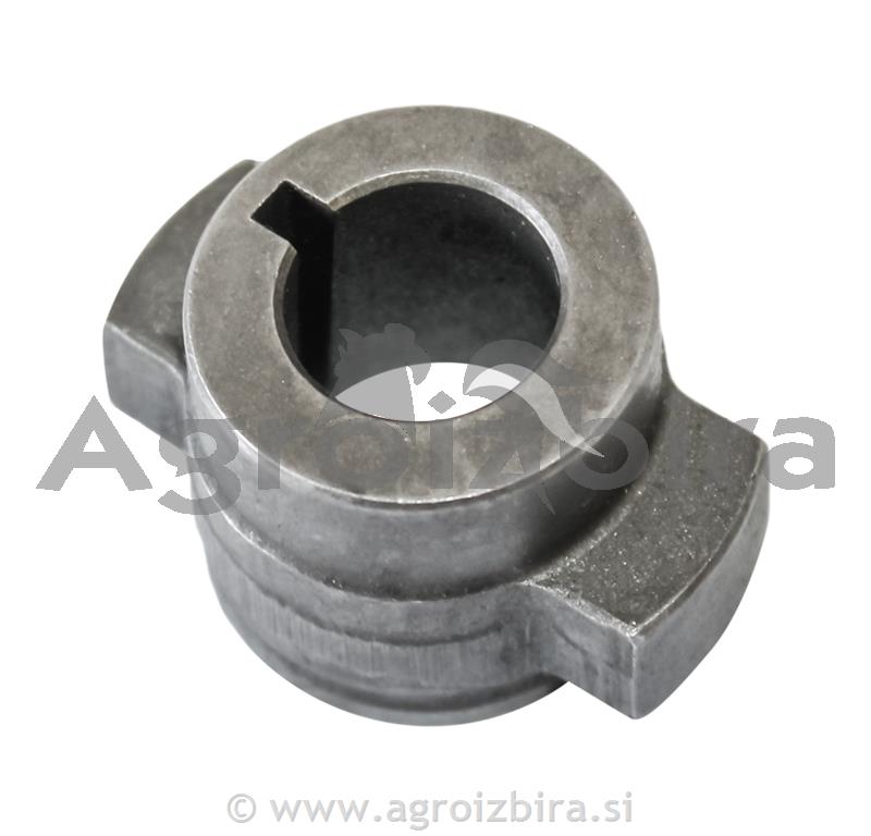 PRIKLJUČEK ČRPALKE HIDRAVLIKE (konus) UTB 445 - 550 - 640 - 643 ŠTORE 402 - 404