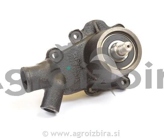 ČRPALKA VODE MF - MASSEY FERGUSON 390